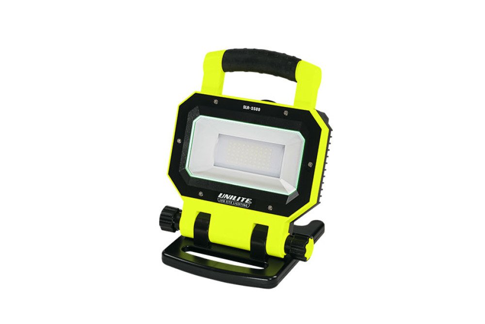 HERLAADBARE WERKLAMP 5500 LUMEN MET MAGNEET