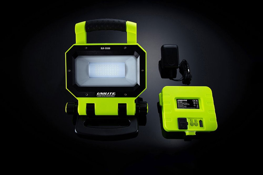HERLAADBARE WERKLAMP 5500 LUMEN MET MAGNEET