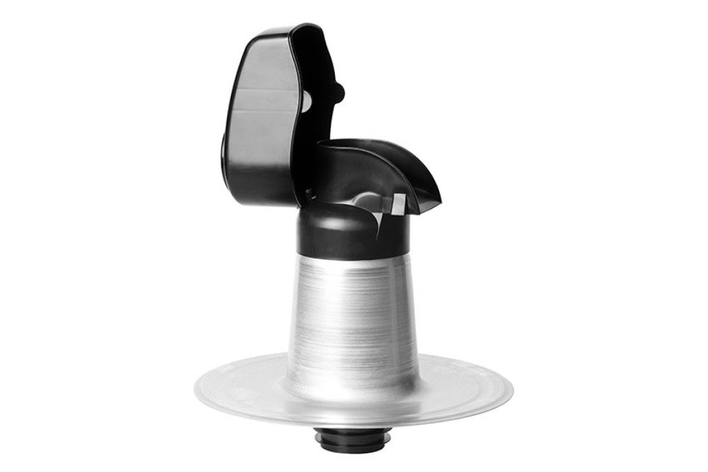 ALUMINIUM DAKDOORVOER - ?140MM GE?SOLEERD - HERSLUITBARE PP KAP