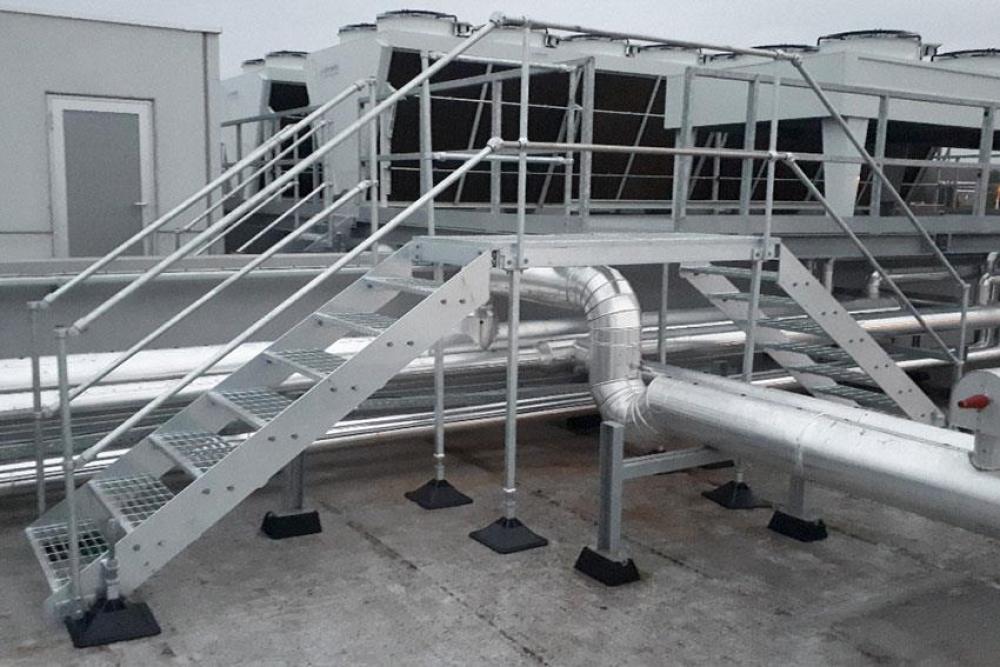ALX-0001-000 | 1-STEP STEPOVER - PLATFORM 1000MM INCLUSIEF HANDRAIL